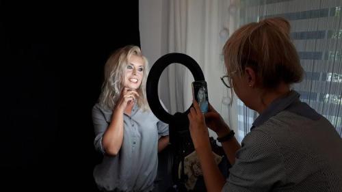Akademia Aura Make Up